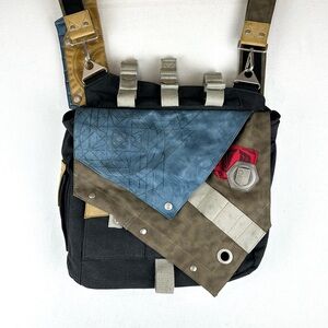 Bungie Destiny 2 Collector's Edition Frontier Messenger Bag Only Xbox PS4